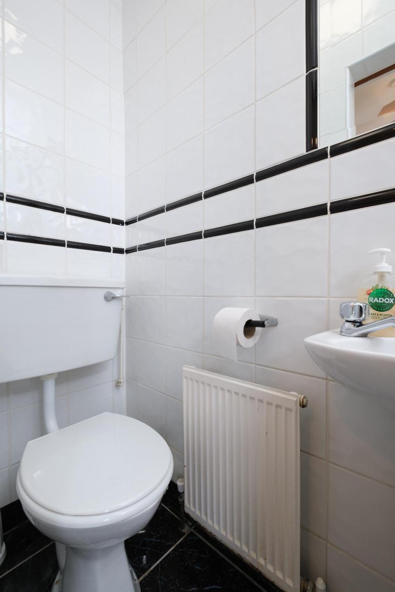 Four Seasons B&B Galway Eksteriør bilde