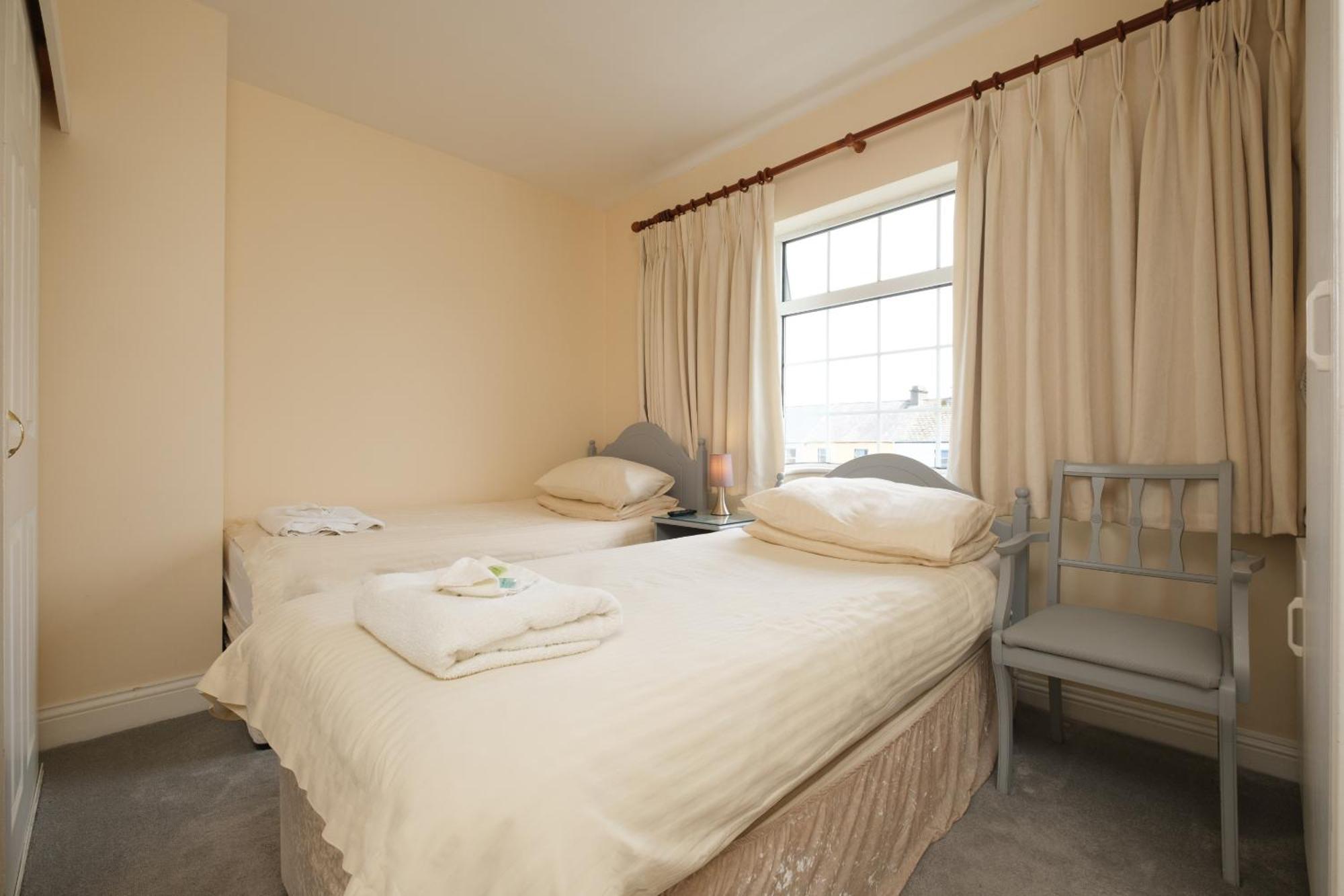 Four Seasons B&B Galway Eksteriør bilde